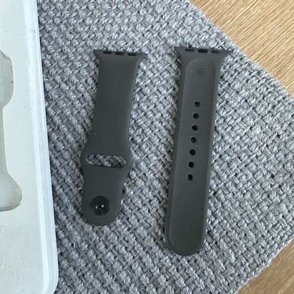Apple Strap Gray - Picture 2 of 3
